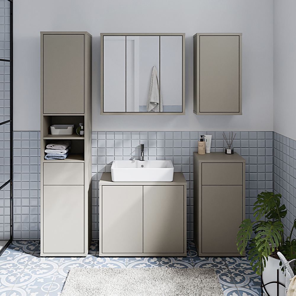 Alice Springs Bathroom (NEW)